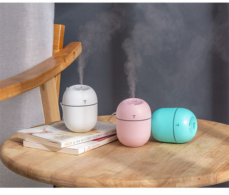 Home Kleurrijke slaapkamervochtigmaker met essentiële olie aromatherapie en LED-lichten