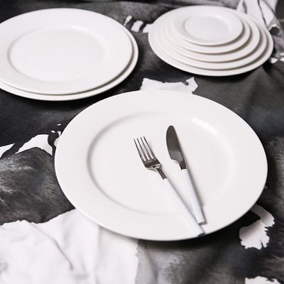 Gestookte witte keramische eetplaten voor restaurant Hotel Dinnerware Collectie