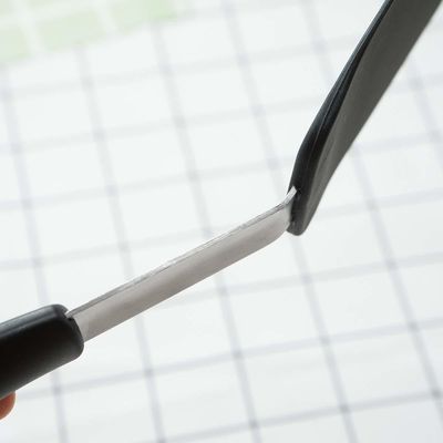 In voorraad 2 verpakkingen 600F Hittebestendige niet- kleverige omdraaiende eieren Silicone spatula 149 115G