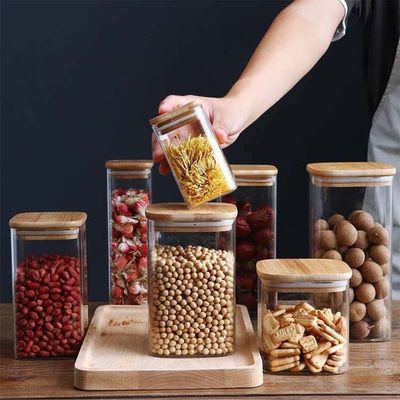Modern ontworpen voedselopslagcontainer met bamboe houten deksel 300 ml 500 ml kruidenglas pot