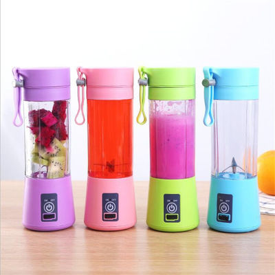 USB-oplaadbare elektrische persoonlijke mini-blender voor duurzaam en draagbaar sappen