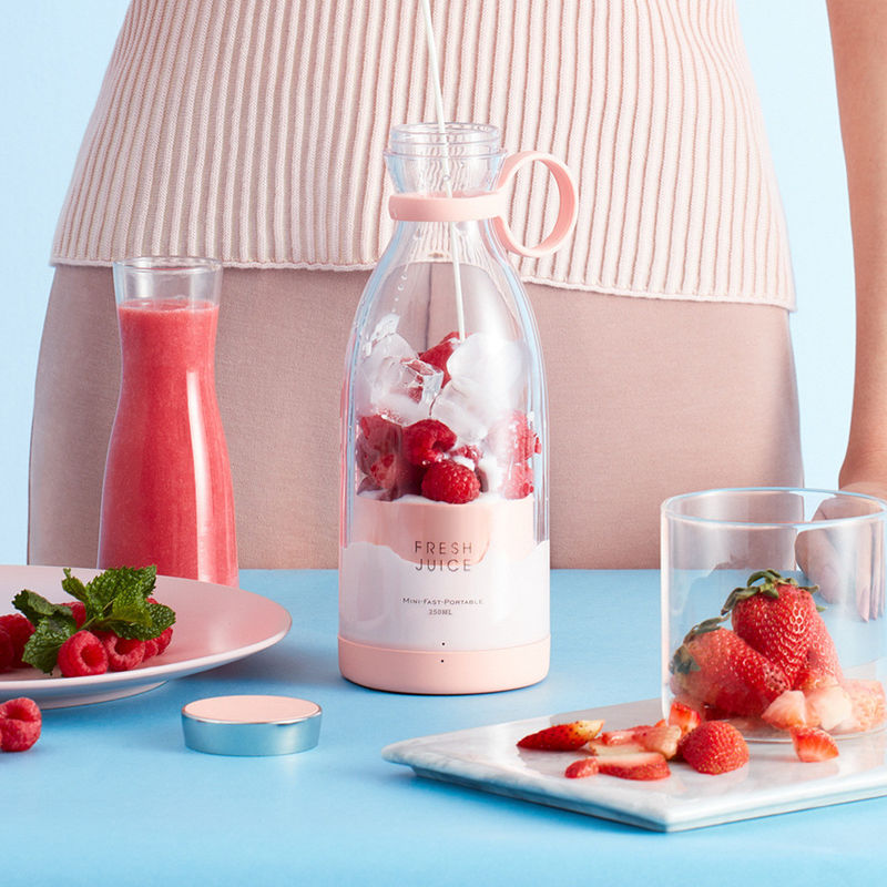 Draagbare USB persoonlijke sapper voor verse fruit smoothies en shakes 3.94*4.02*9.84 inch